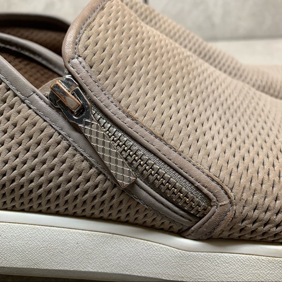 Donald J. Pliner Myla taupe perforated sneakers - Picture 11 of 13